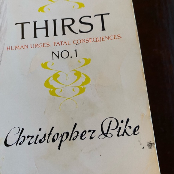 Christopher Pike Thirst No 1: The Last Vampire, Black Blood, Red Dice - Picture 5 of 5